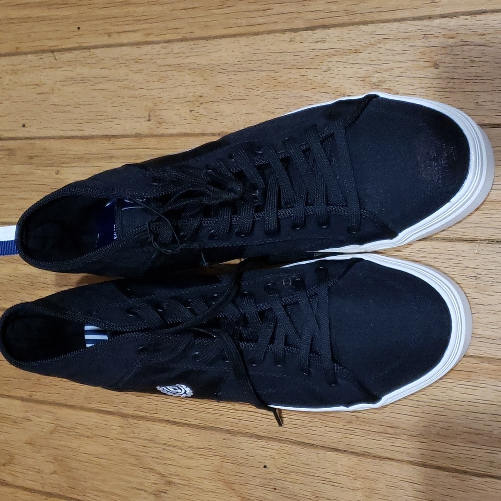 Chaps Men Black sneakers size 11 new